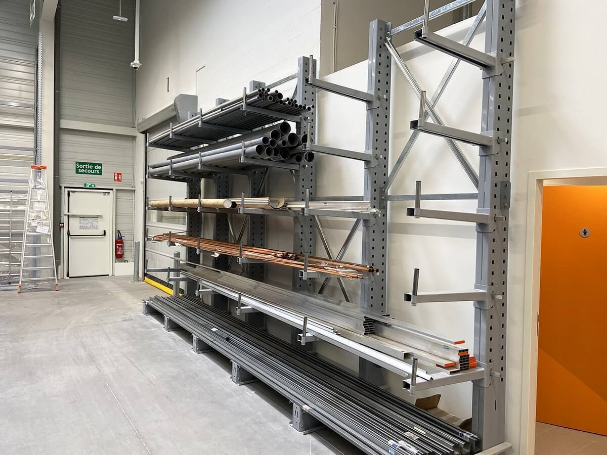 cantilever-stockage-tube-efi-log